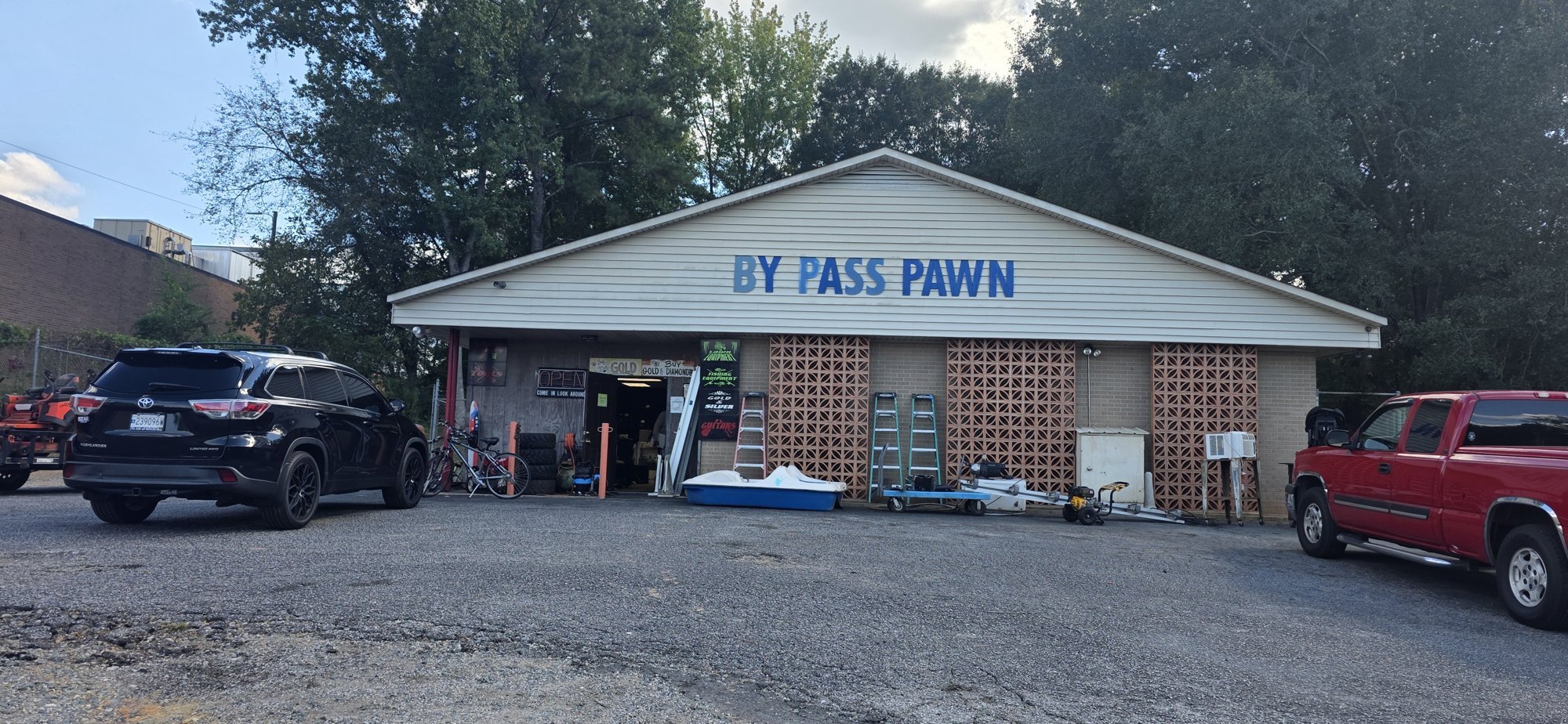 By-Pass Pawn store entrance, Lancaster