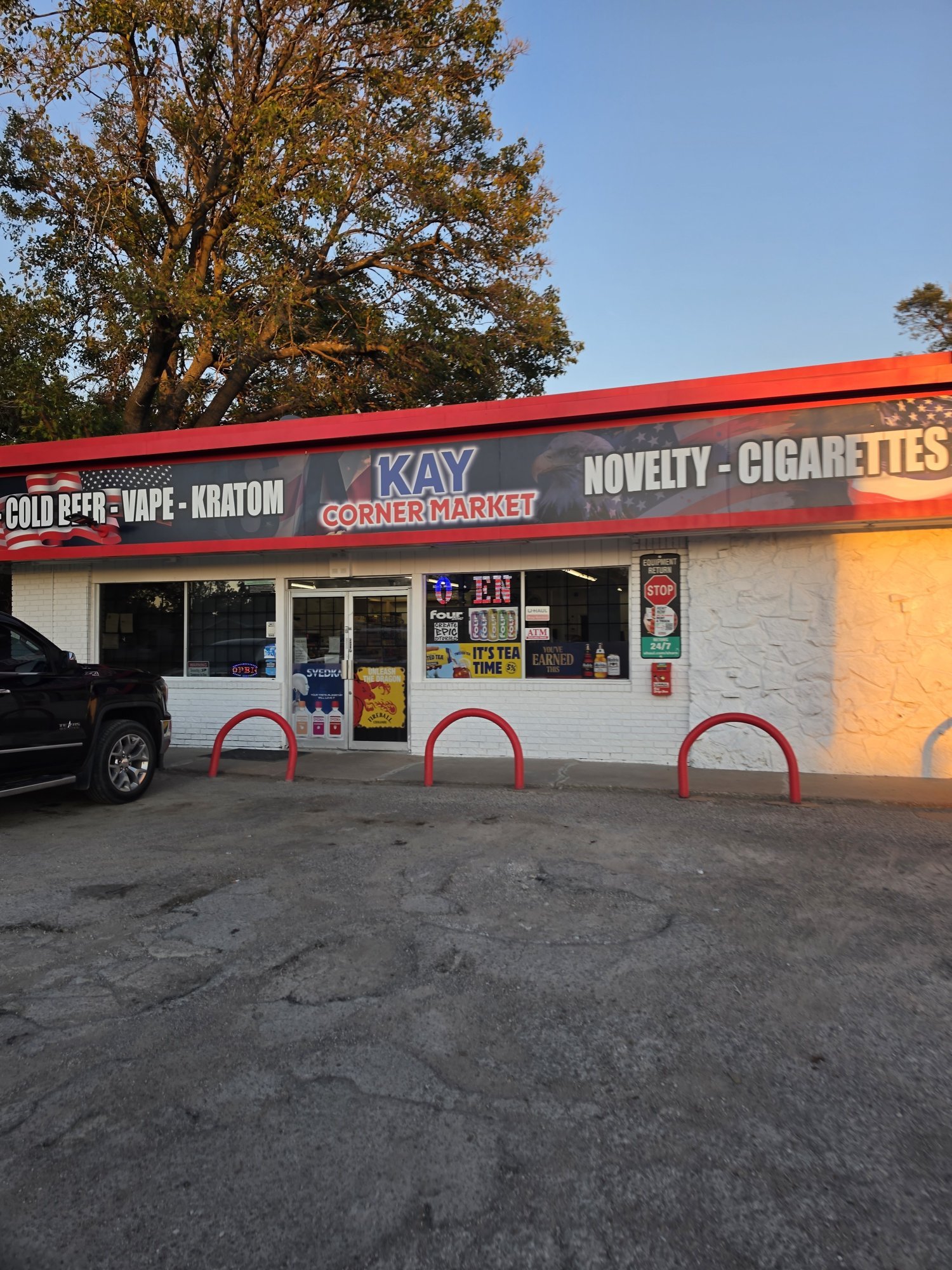 Kay Corner Market store entrance, Newkirk